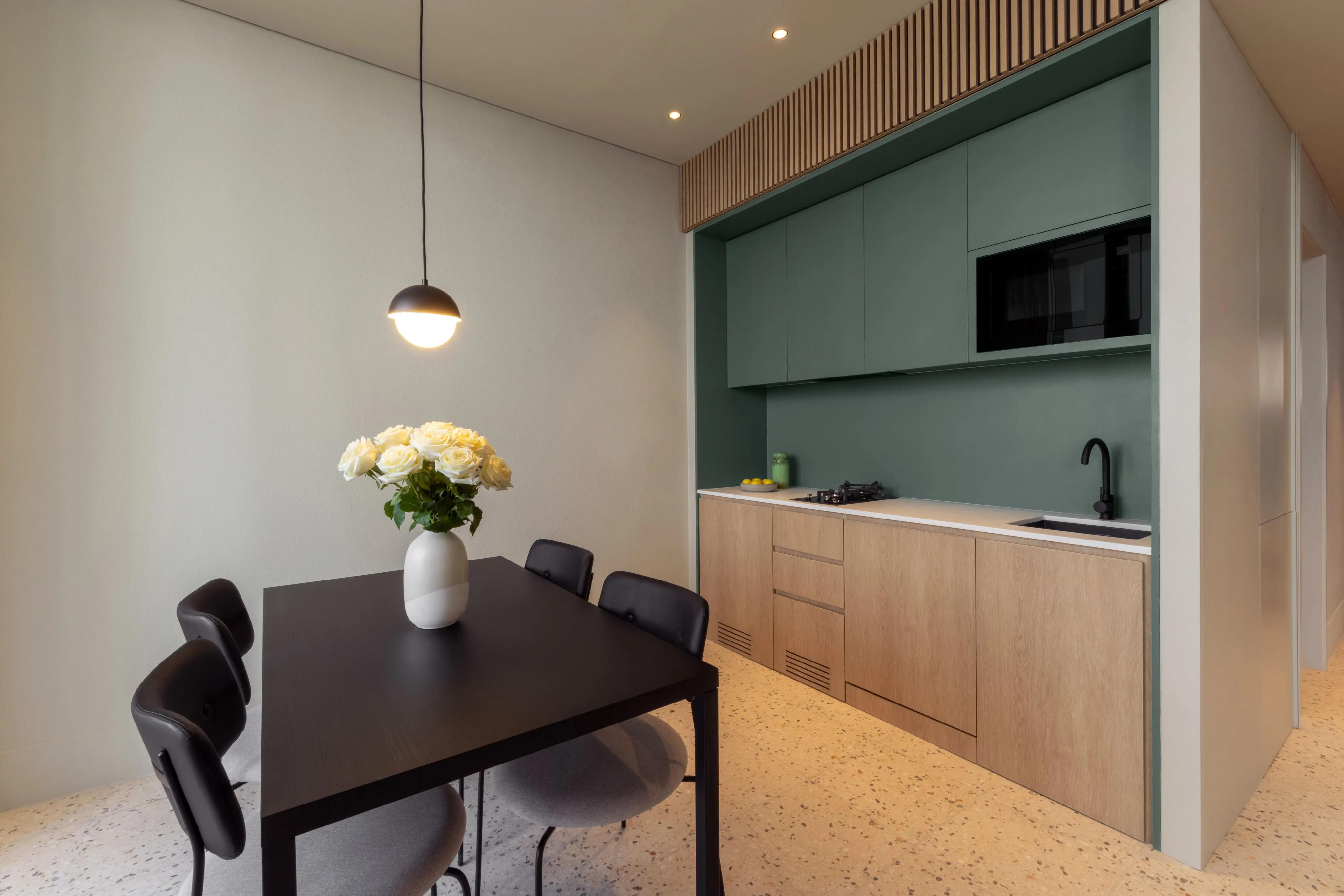 UPSIDE Living Interior 4