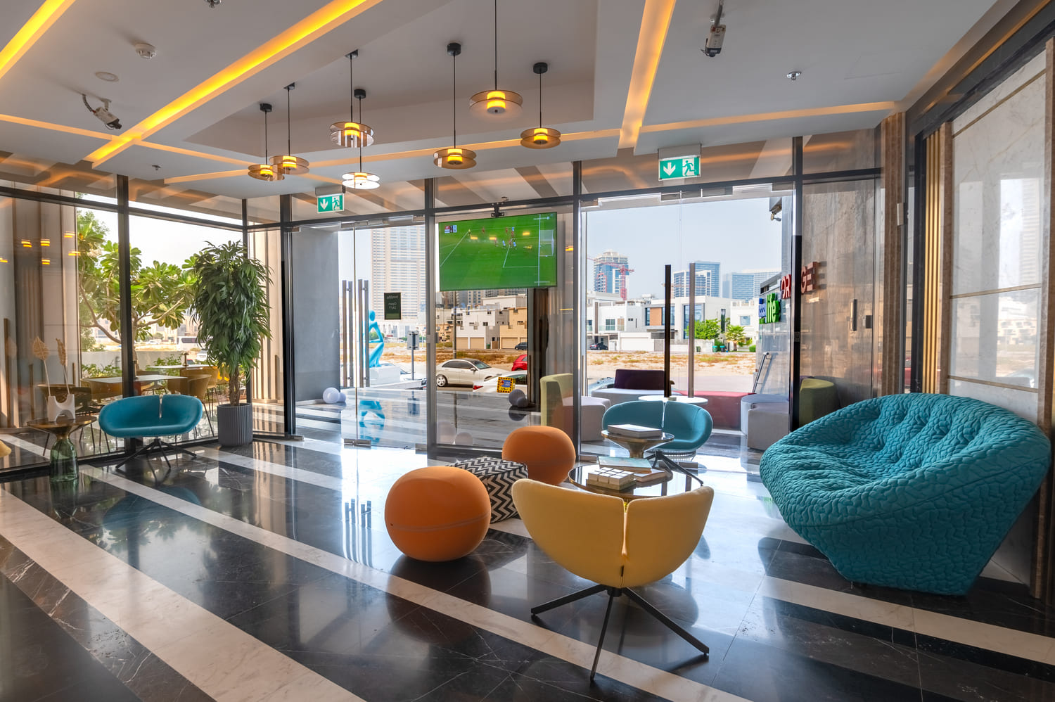 Izzzi.LifeMINT Lobby 3