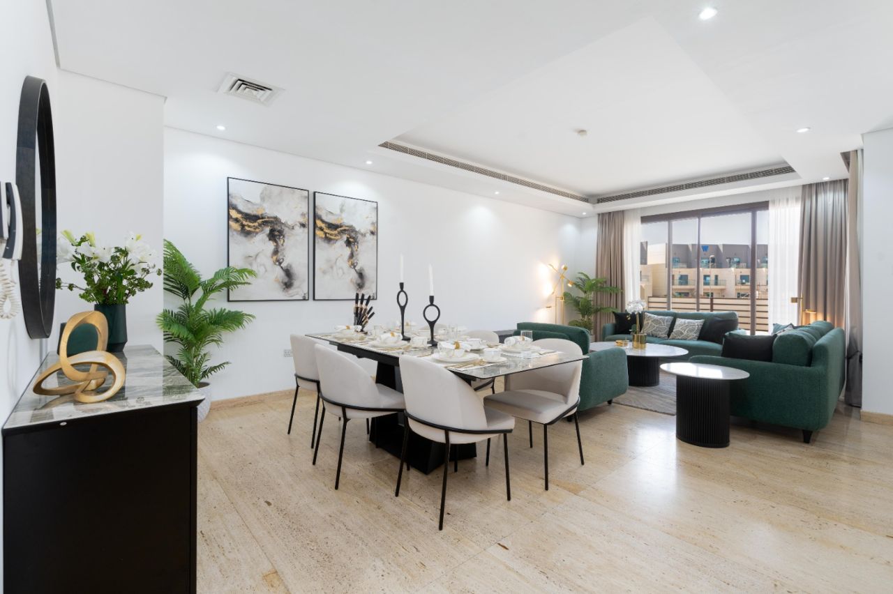 Lilac Park Interior 7